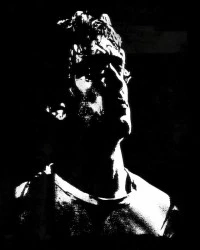  دانلود آهنگ CHVRØN-COLD-BLOODED